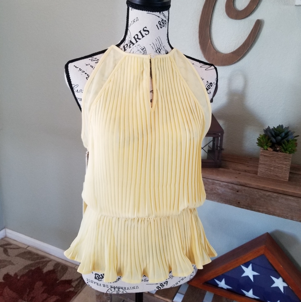 Line & Dot Yellow Pleated Peplum Tank Top - M